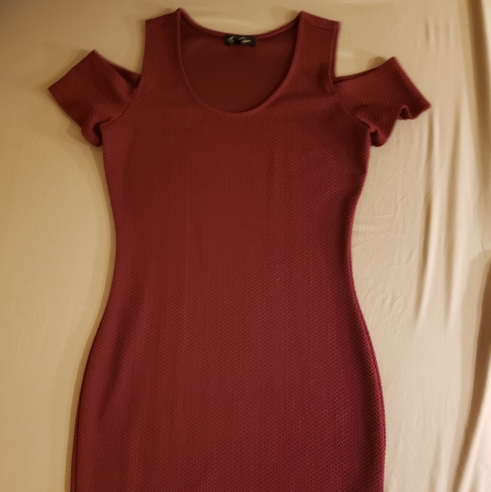 Jessica Simpson Red Cold Shoulder Bodycon Dress
